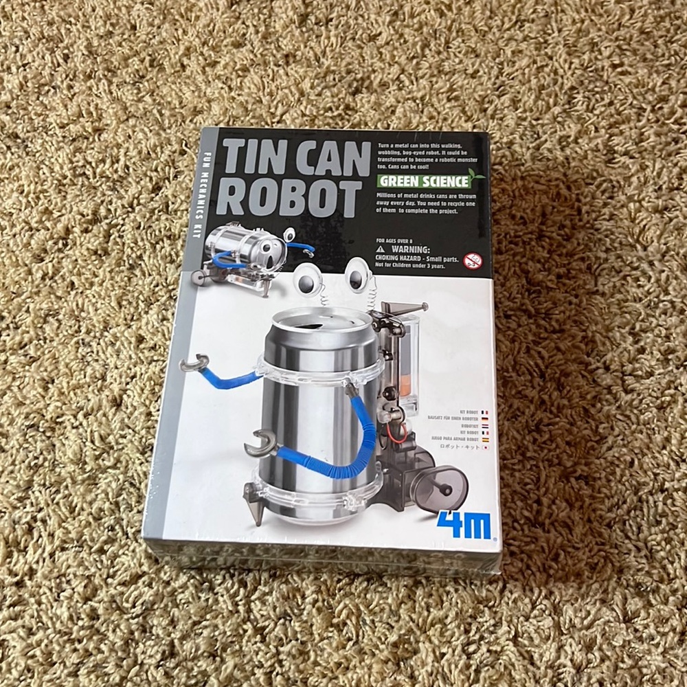 New in package Tin Can Robot
